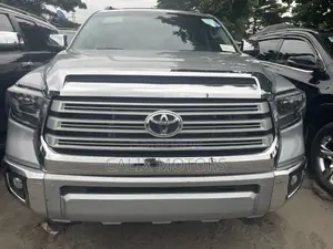 Toyota Sequoia 2016 Gray