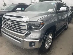 Toyota Sequoia 2016 Gray