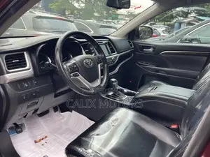 Toyota Highlander 2016 Red