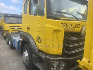Foreign Used HOWO Tractor Head 2023 Yellow