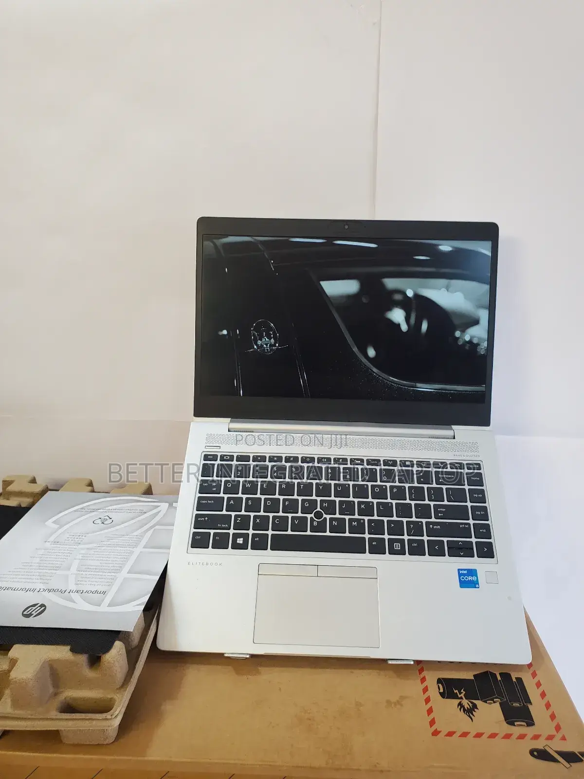 New Laptop HP EliteBook 735 12GB Intel Core I5 SSD 256GB