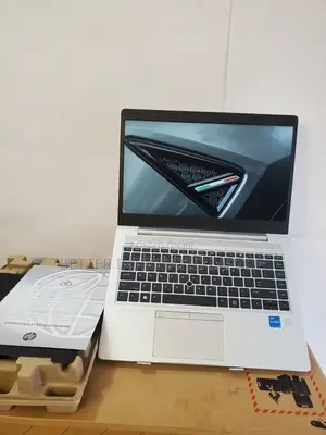 New Laptop HP EliteBook 735 8GB Intel Core i5 SSD 1T