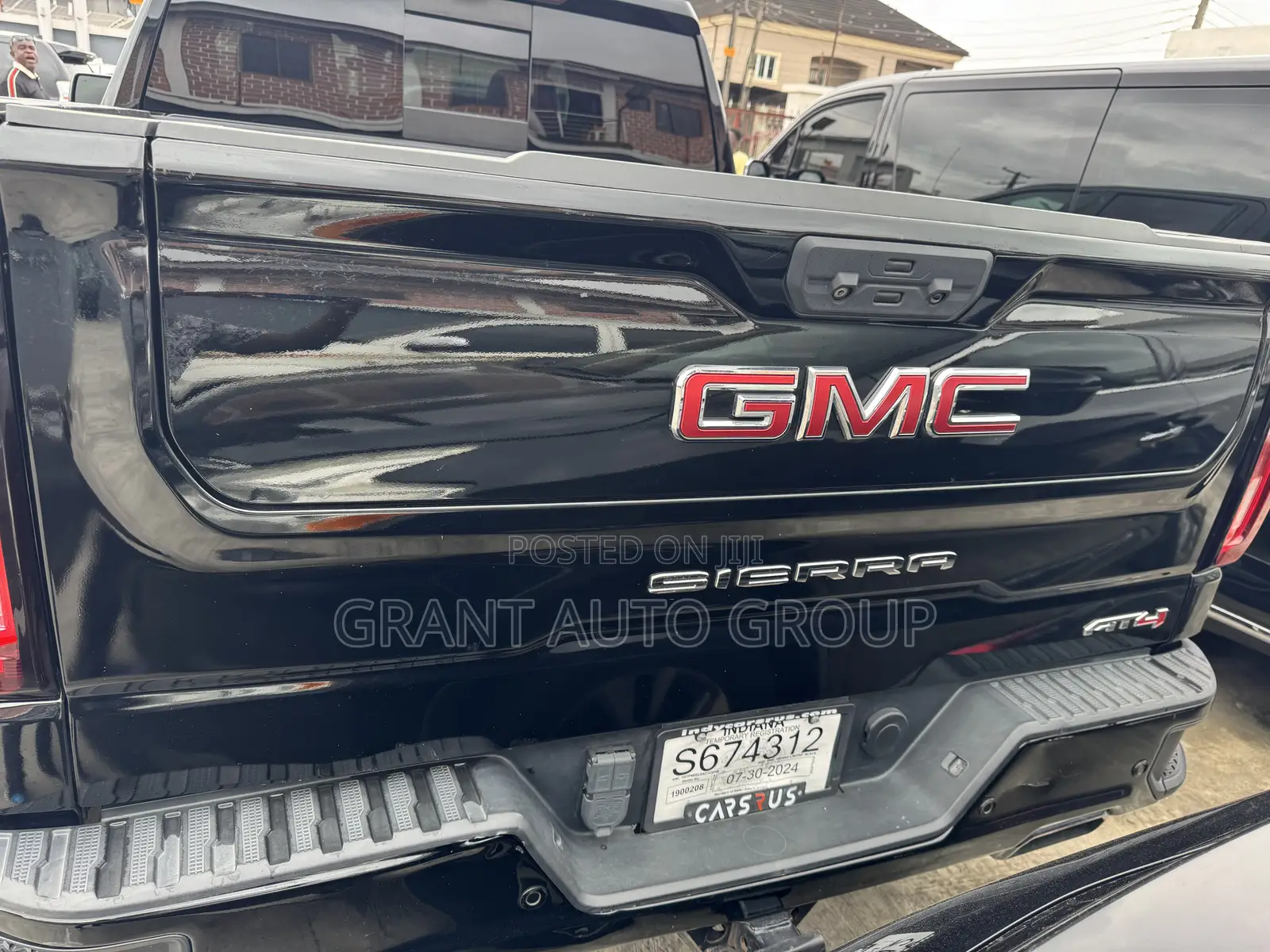 GMC Sierra 2022 Black