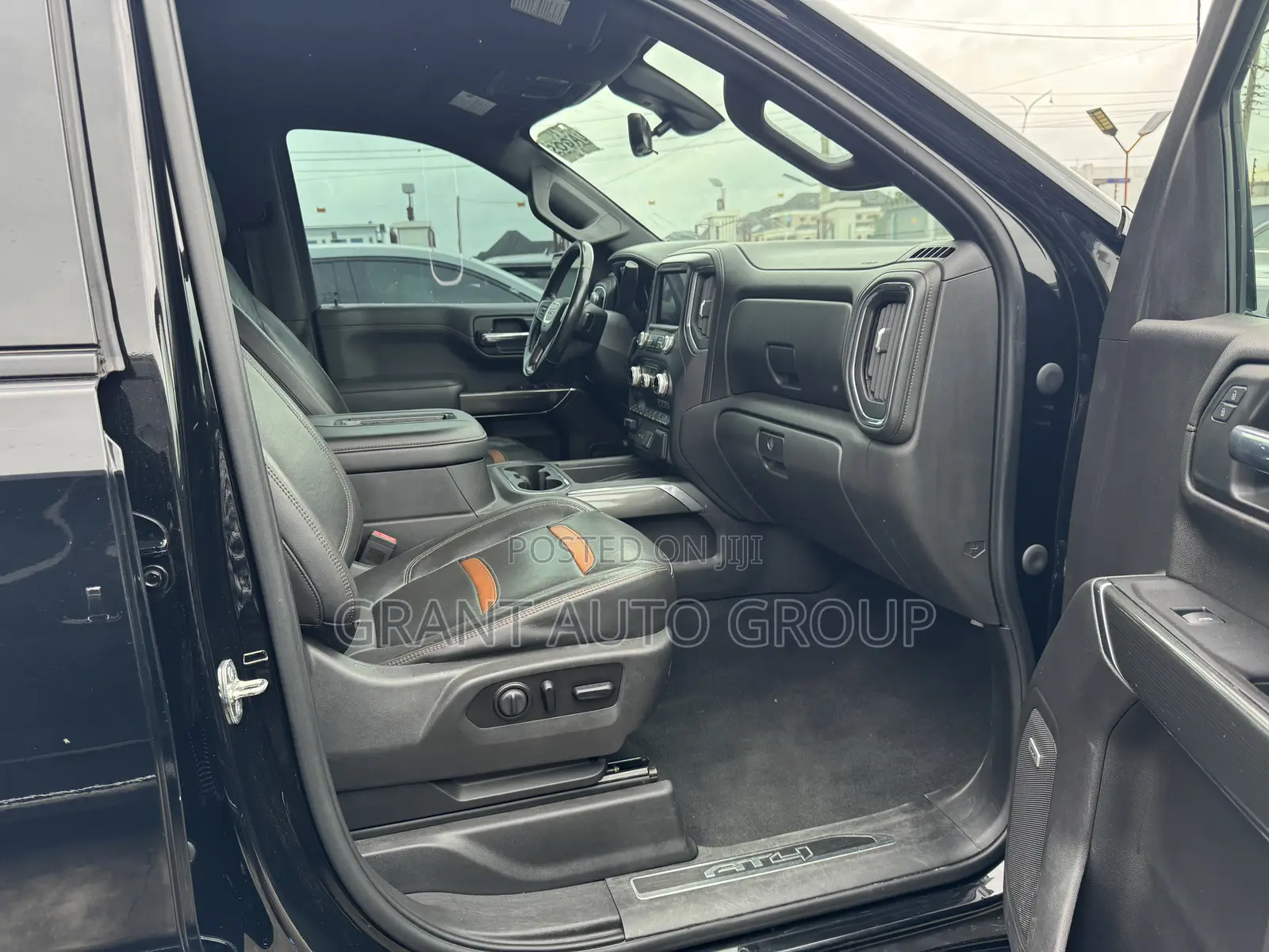 GMC Sierra 2022 Black