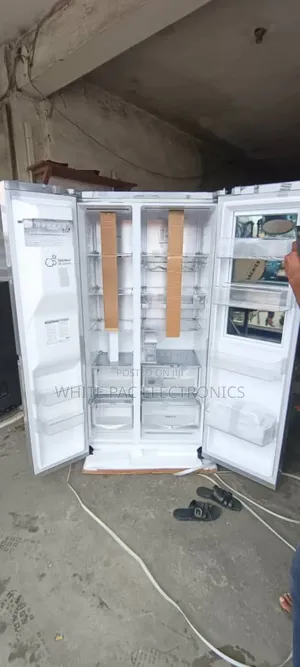 Lg Nok Nok 674 Litre Inverter Fridge & Dispenser Ice Maker