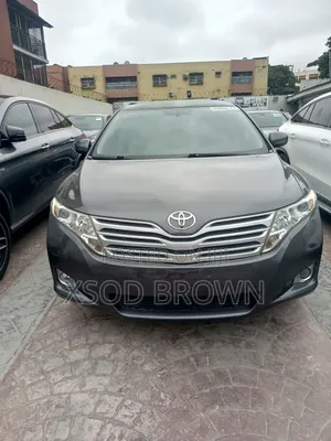 Toyota Venza V6 2010 Gray