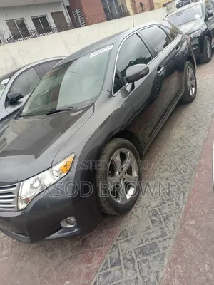 Toyota Venza V6 2010 Gray