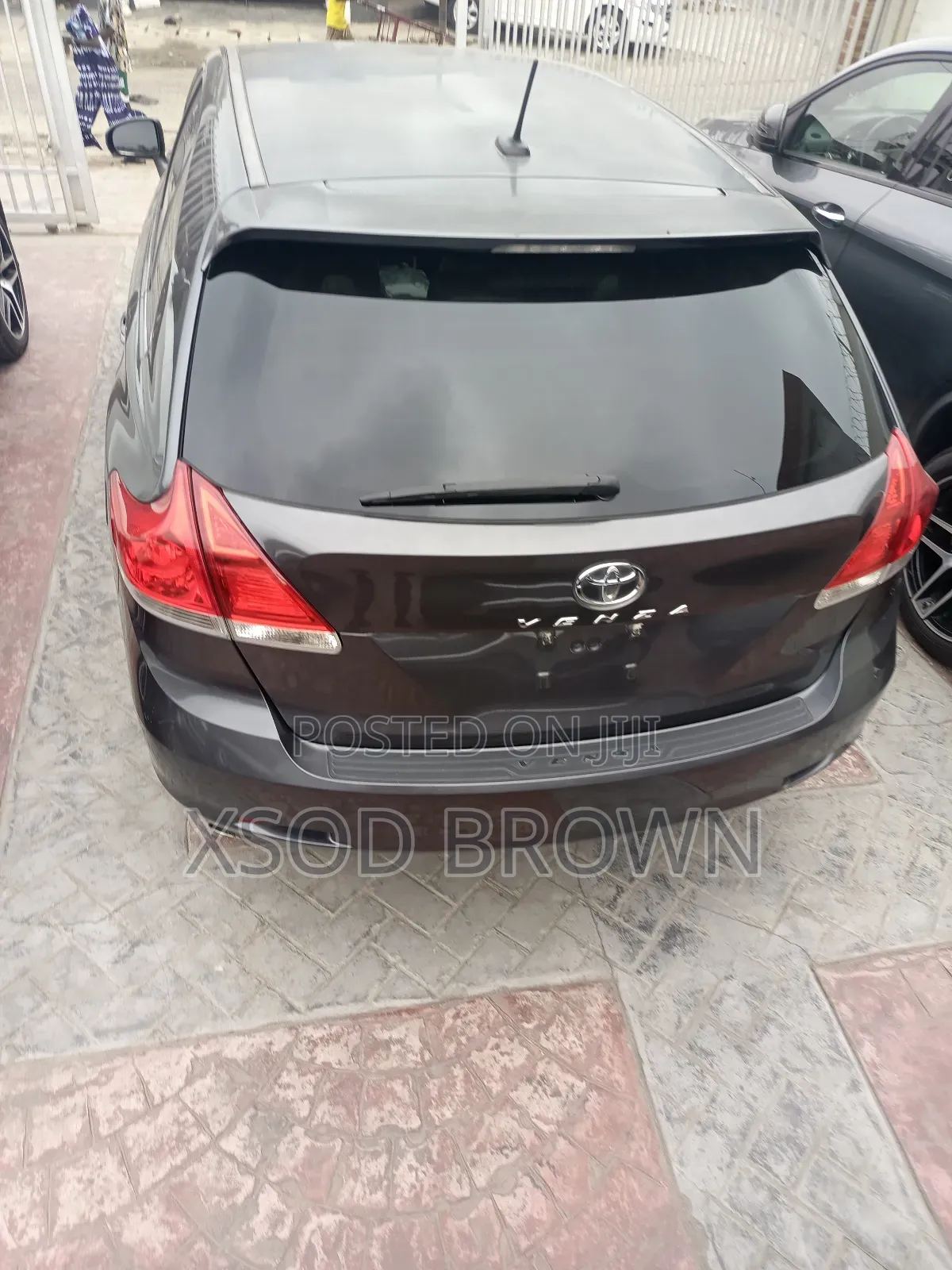 Toyota Venza V6 2010 Gray