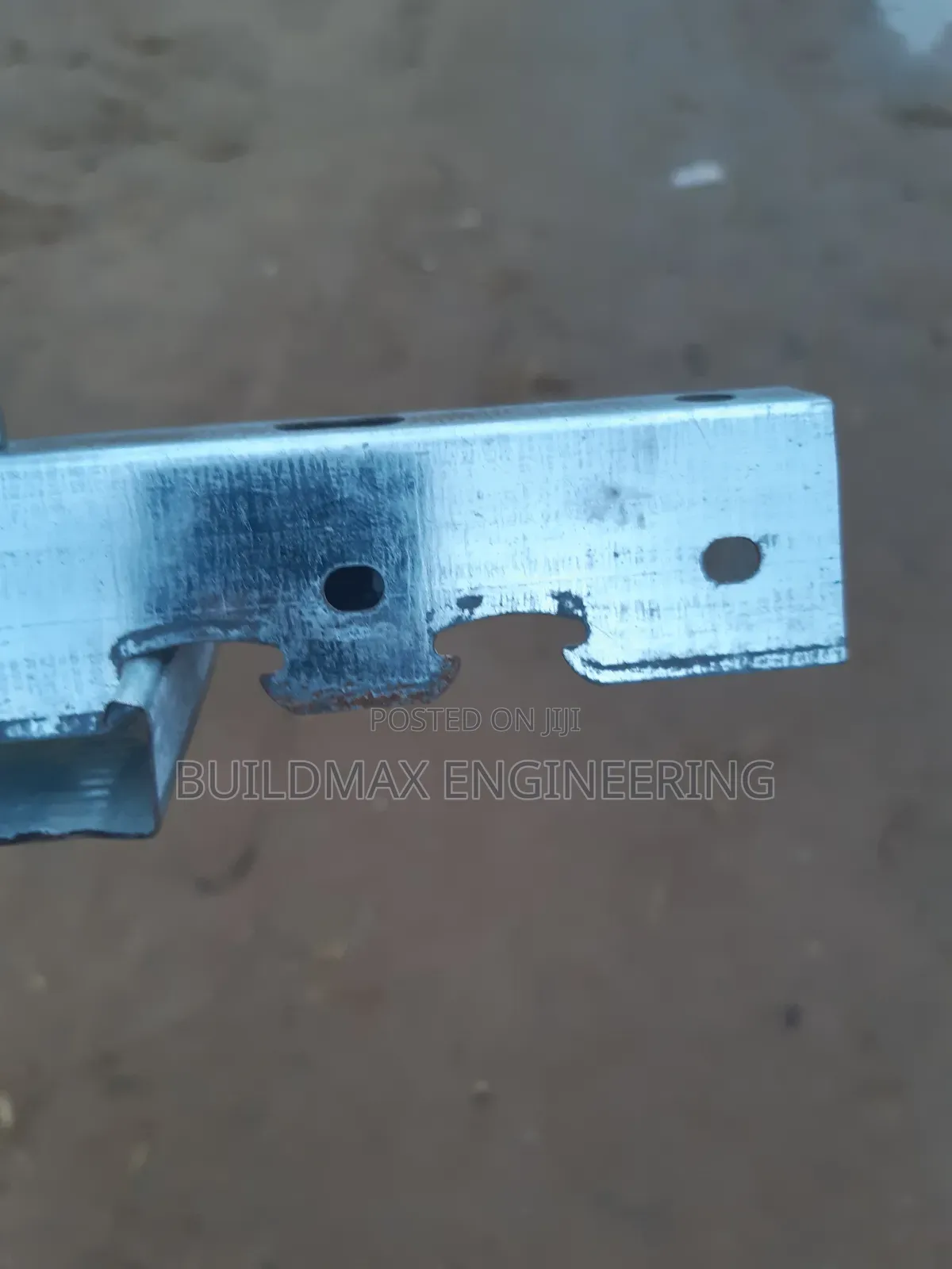 Profile Hanger