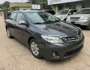 Toyota Corolla 2011 Gray
