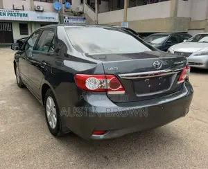 Toyota Corolla 2011 Gray