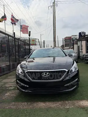 Hyundai Sonata Limited w/Brown Leather 4dr Sedan (2.4L 4cyl 6A) 2015