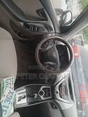 Hyundai Elantra 2013 Silver