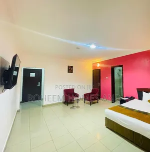Hotel in Gra Sales With Cofo.