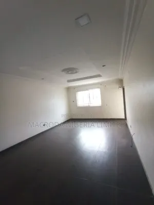 5bdrm Duplex in Ikeja for rent