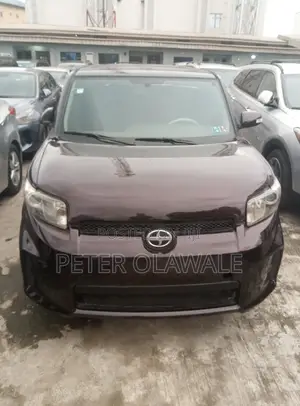Scion xB Base 2011 Burgundy