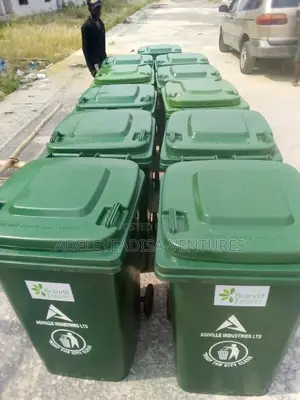 Dustbin Plastic 240 Liter