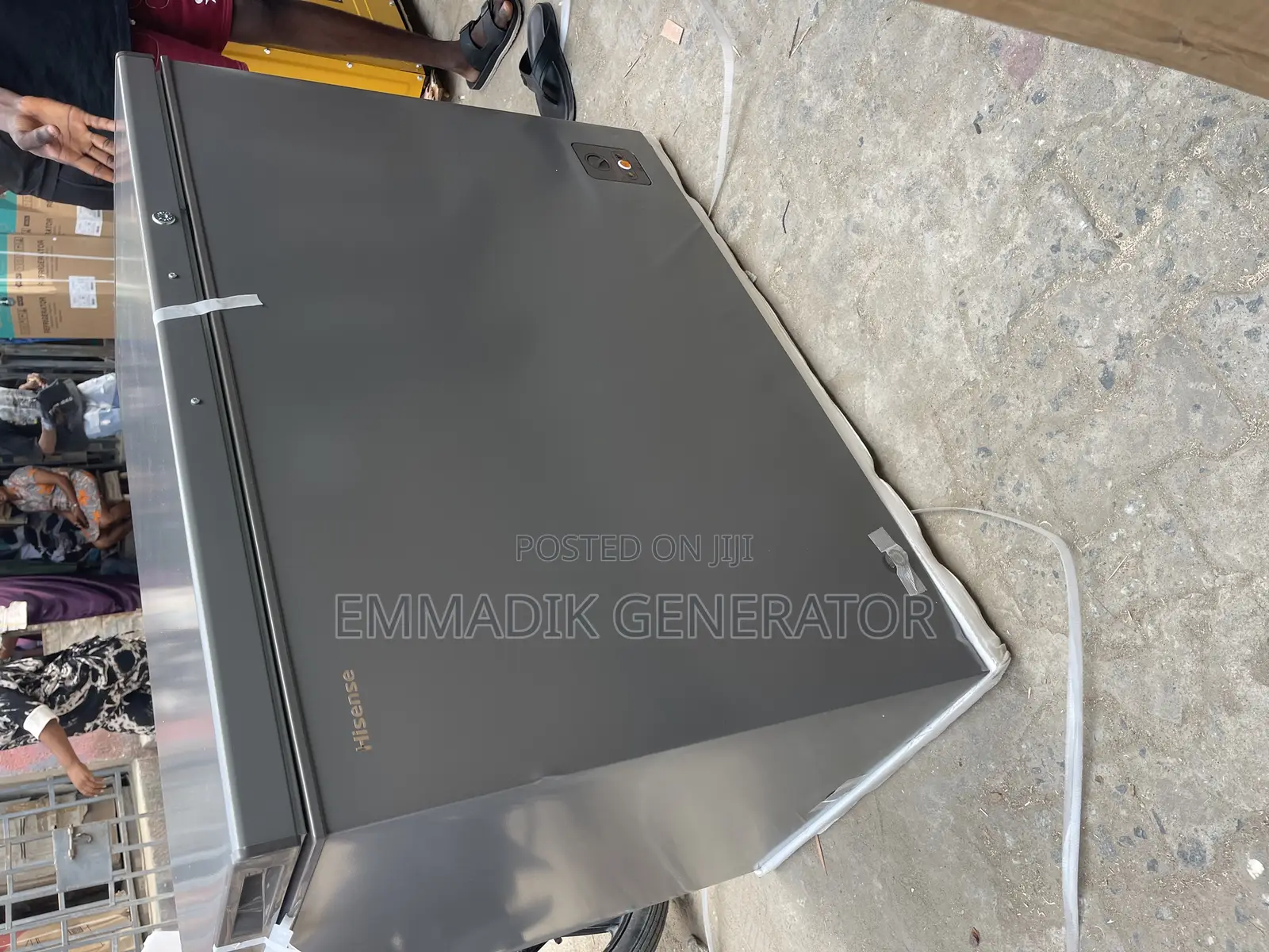 Hisense 360 Litres