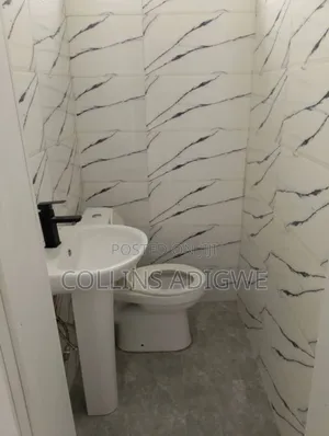 3bdrm Duplex in Chevron for rent