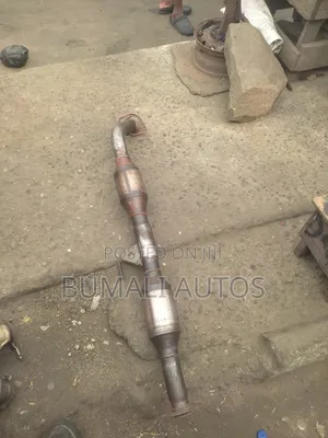 Follow Come Catalyst for Toyota Hilux