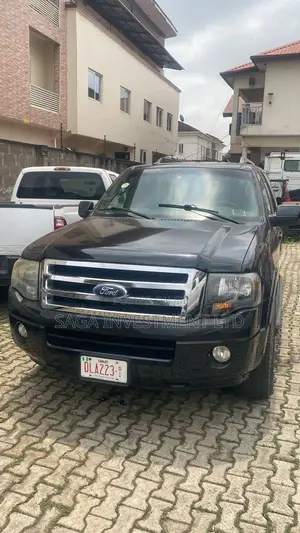 Ford Expedition EL XLT 2011 Black