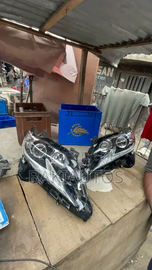 Head Lamp Es350 2018 Model Available as Seen