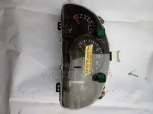 Speedometer: Toyota Highlander 2000 - 2003