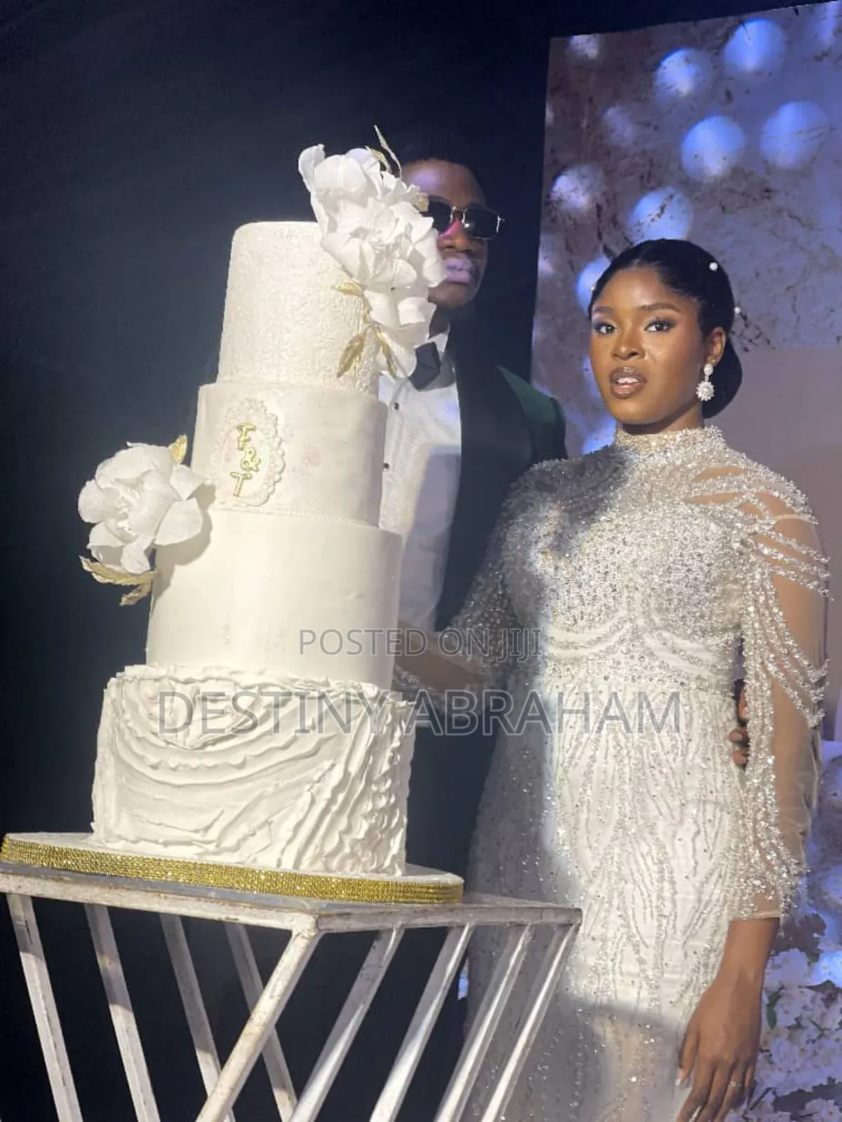 Cake Decorator