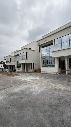 Photo - 4bdrm Penthouse in Cheif Lateef Oyelade, Ibadan for sale