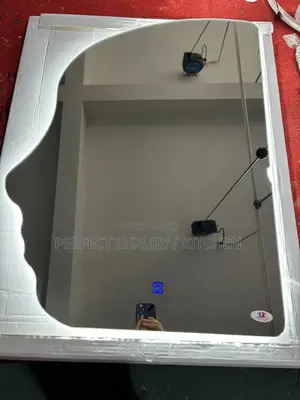 3 Colored Led Lights 80x60cm Face Design Mirror
