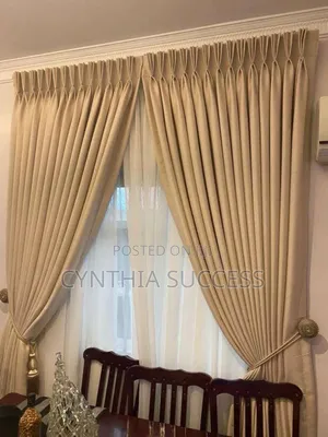 Quality Curtain With Accessories