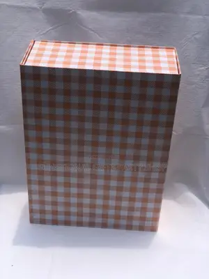 Collapsible Gift Box