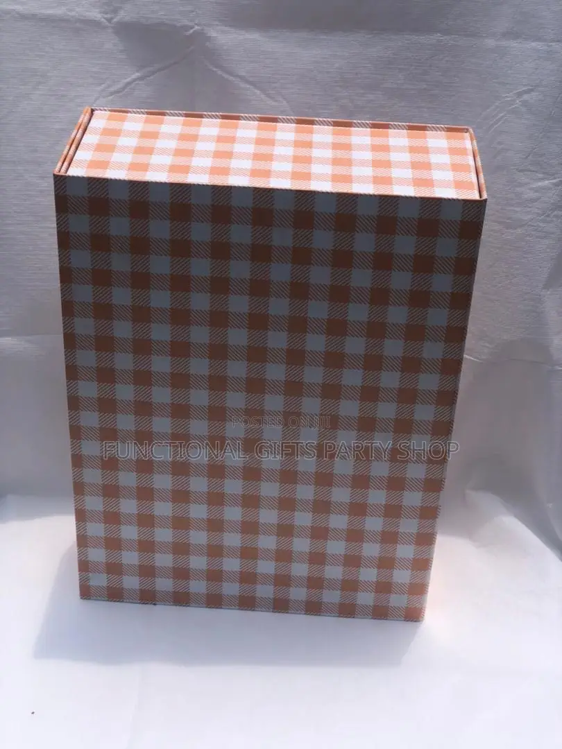 Collapsible Gift Box
