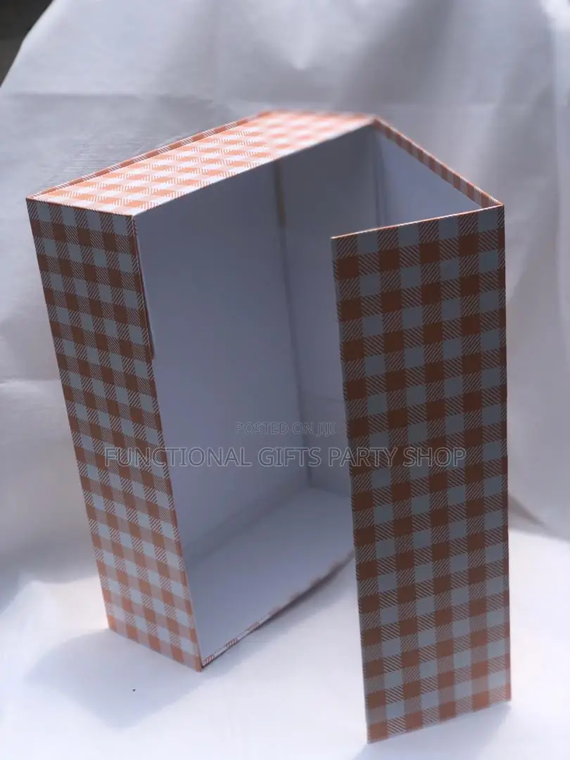 Collapsible Gift Box