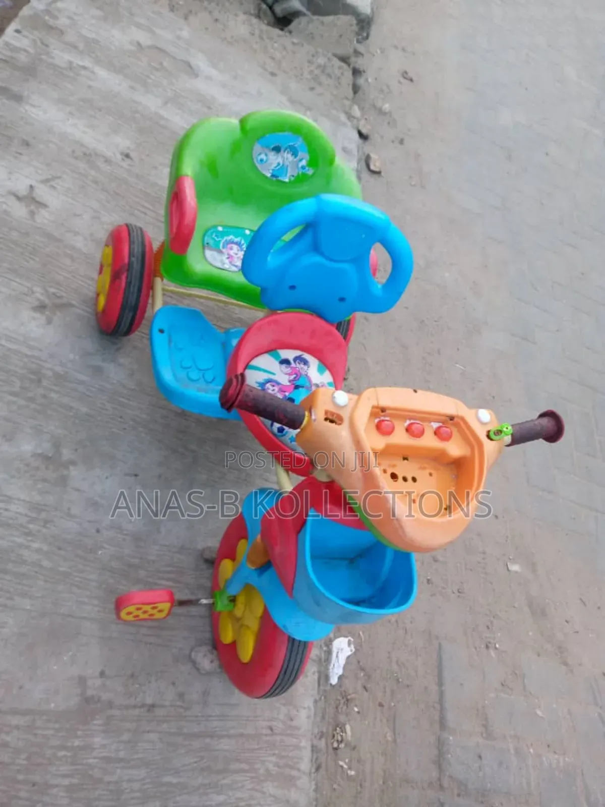 Double Seater Children Tricycle