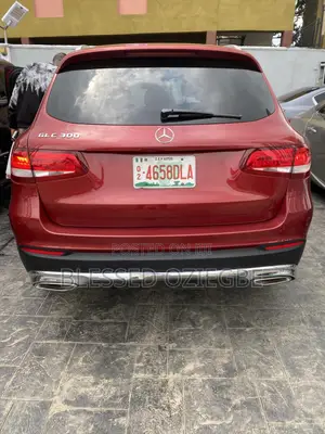 Mercedes-Benz GLC-Class 2018 Red