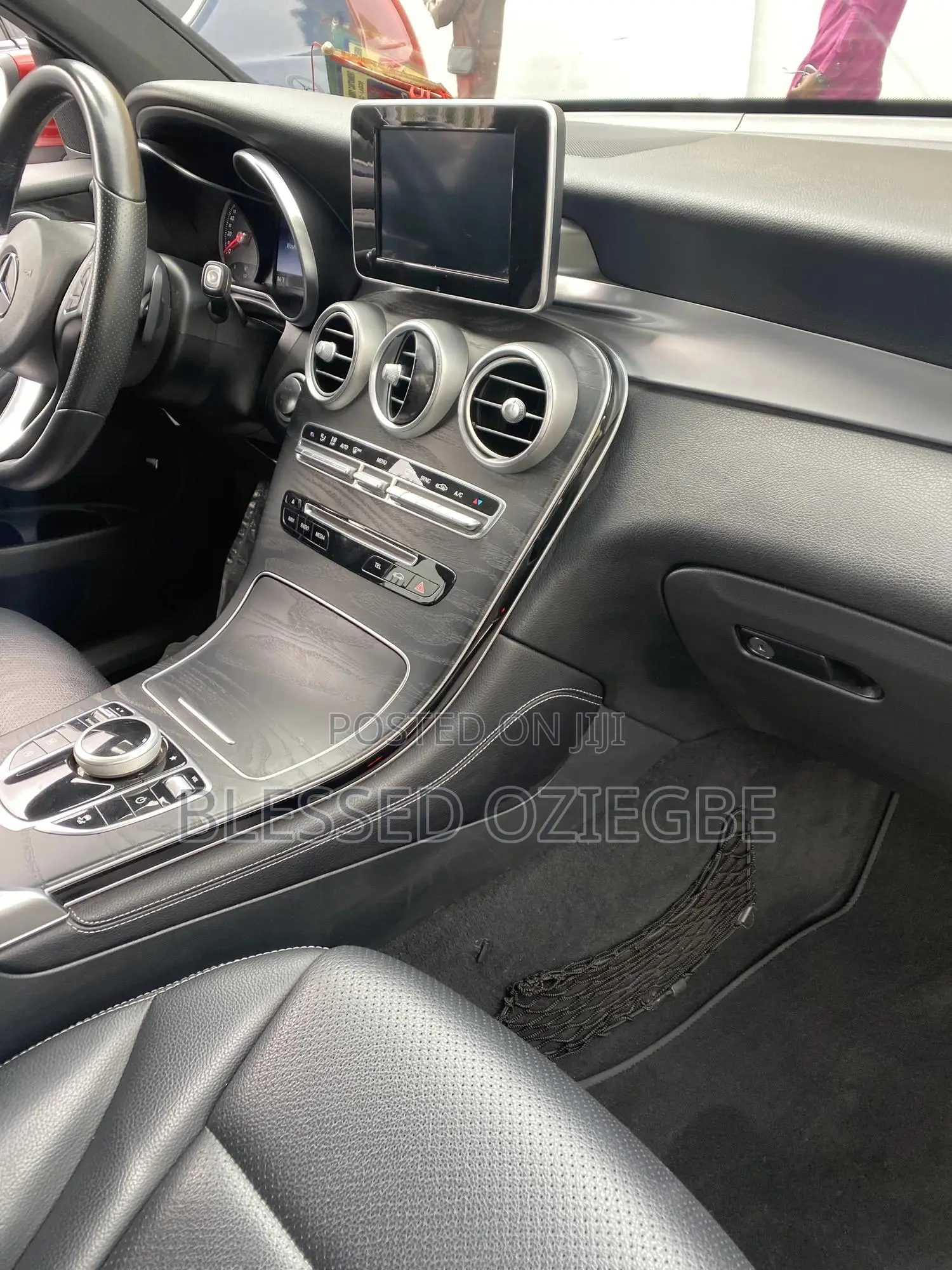 Mercedes-Benz GLC-Class 2018 Red