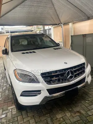 Mercedes-Benz M Class ML350 4MATIC 4dr SUV AWD (3.5L 6cyl 7A) 2014