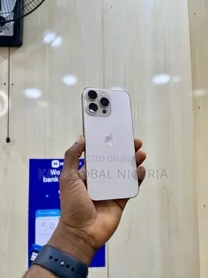 Apple iPhone 16 Pro Max 256 GB Gold