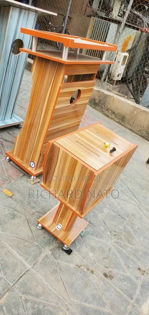 Woden Brown Pulpit
