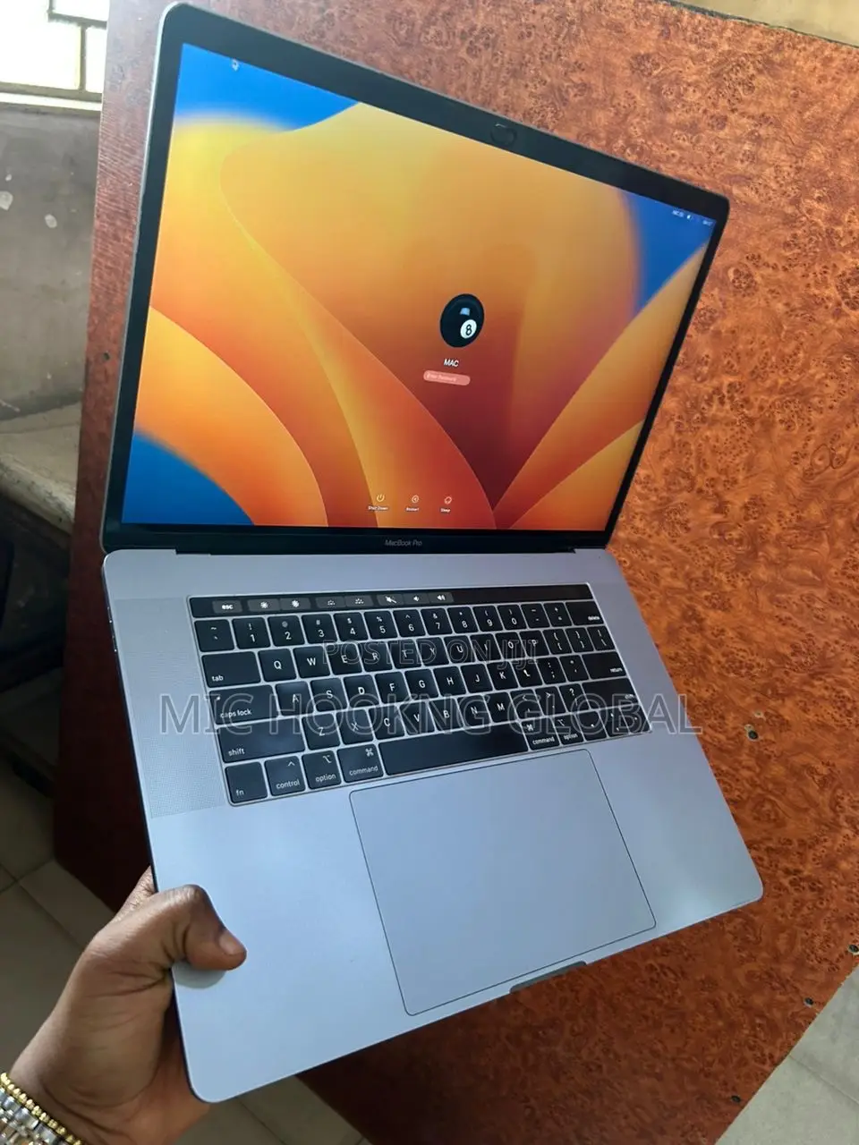 Laptop Apple MacBook Pro 2019 16GB Intel Core i9 SSD 512GB