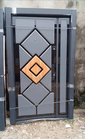 Middle Star Design Door