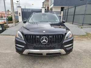 Mercedes-Benz M Class ML350 4MATIC 4dr SUV AWD (3.5L 6cyl 7A) 2014