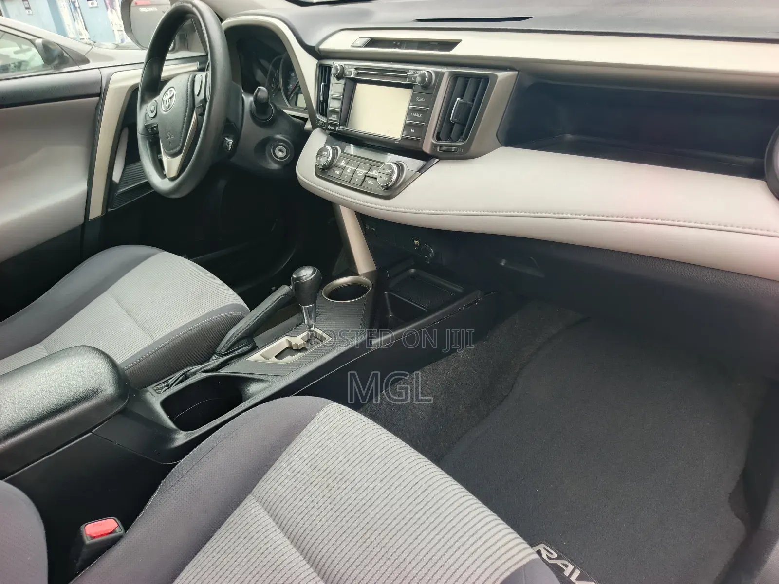 Toyota RAV4 2014 Silver