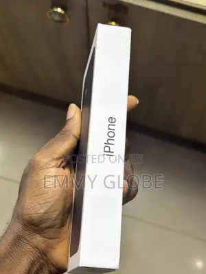 New Apple iPhone 16 Plus 128 GB Black