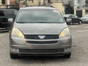 Toyota Sienna XLE Limited 2005 Gray