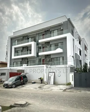 3bdrm Block of Flats in Lekki Phase 1 Lagos for sale