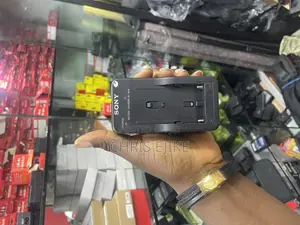 970 Battery Super Rapid Camcorder Battery Charger Np-F970