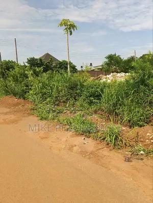 1750 SQM of Land at Old G. R. A. Enugu for 350m