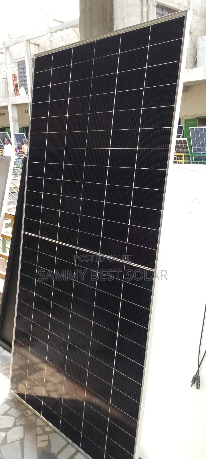 585watts Longi Solar Panel
